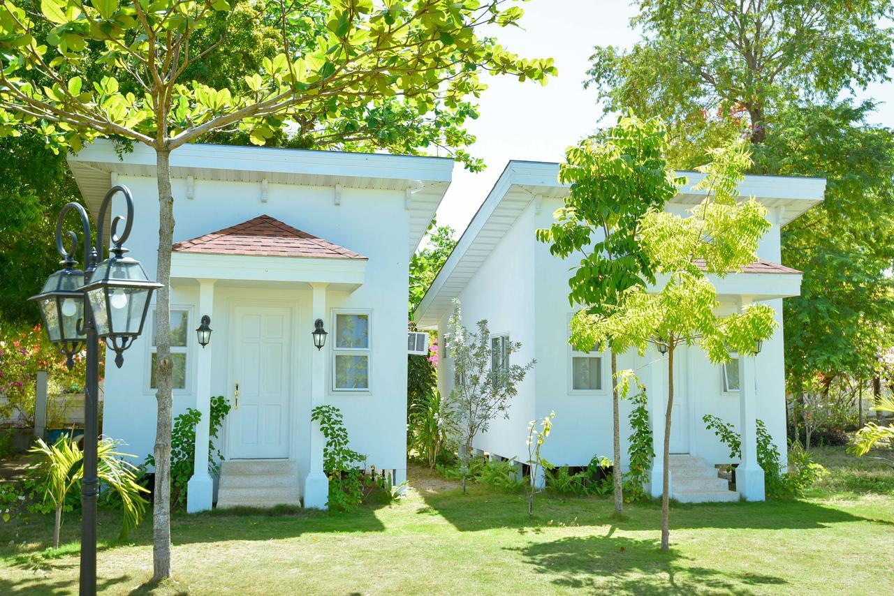 Casablanca By The Sea Lapu-Lapu City Exterior foto